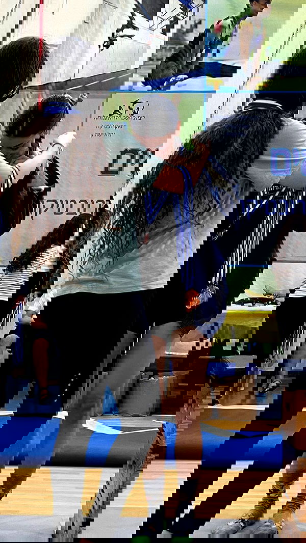 efrat_elmalich image ~ Altpins