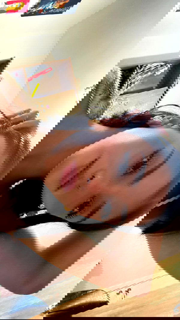 efrat_elmalich image ~ Altpins