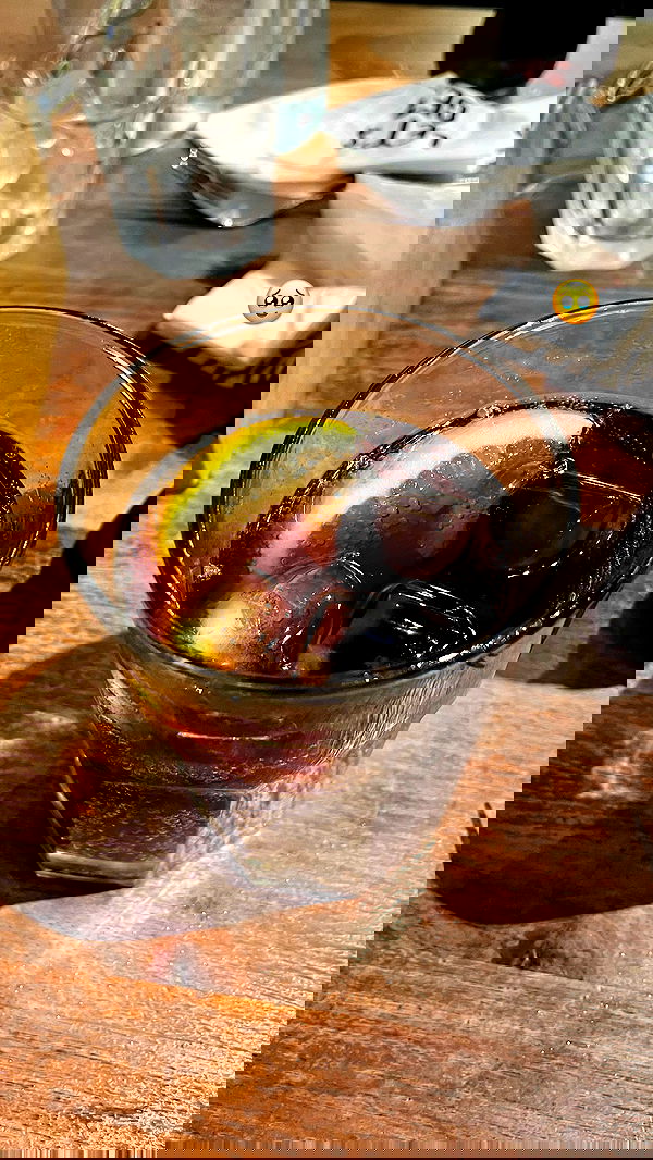 efrat_elmalich image ~ Altpins