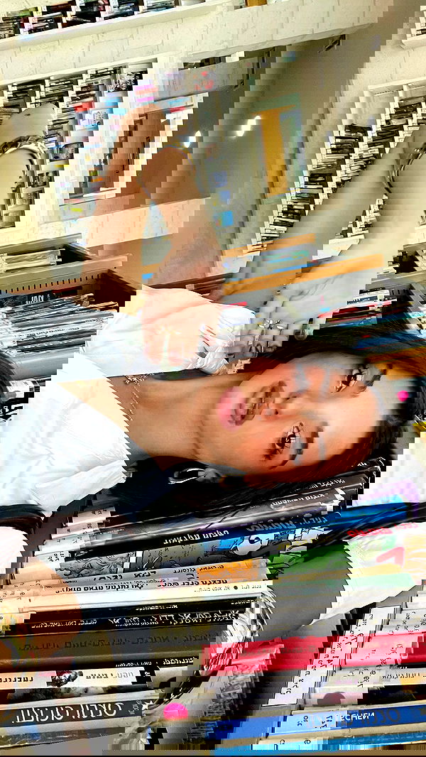 efrat_elmalich image ~ Altpins