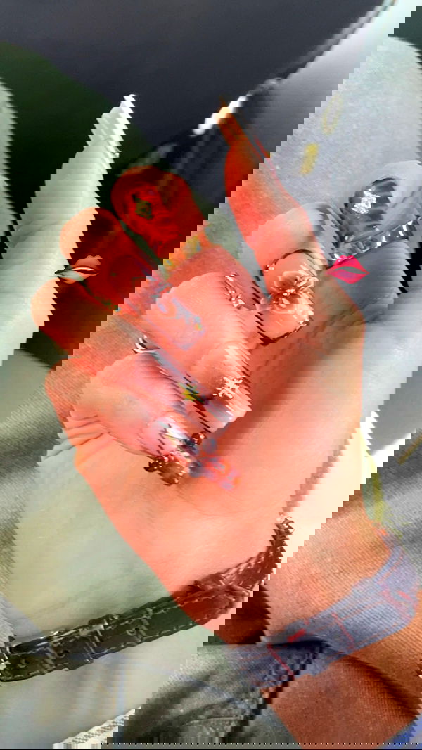 efrat_elmalich image ~ Altpins