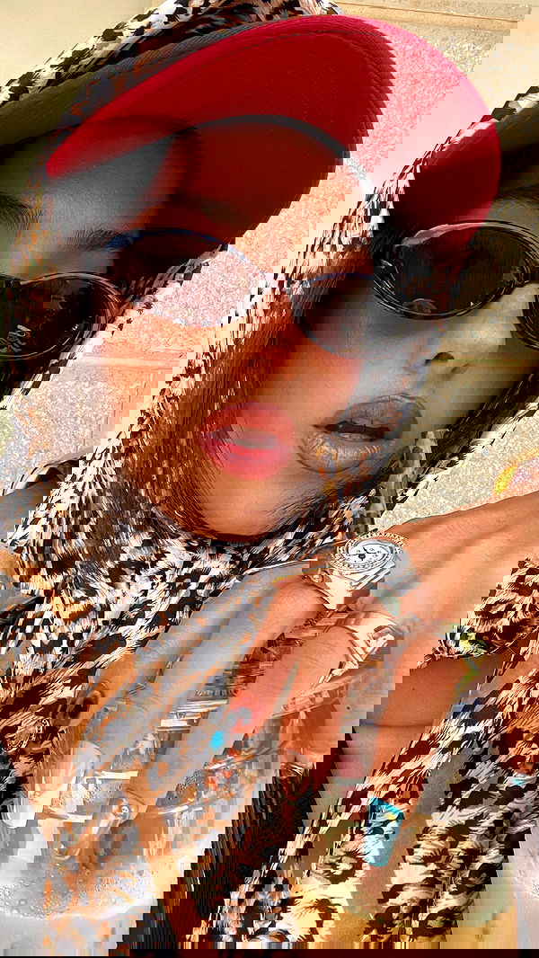 efrat_elmalich image ~ Altpins