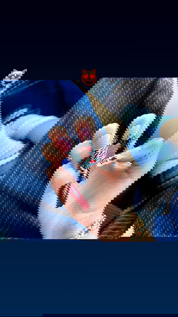 efrat_elmalich image ~ Altpins