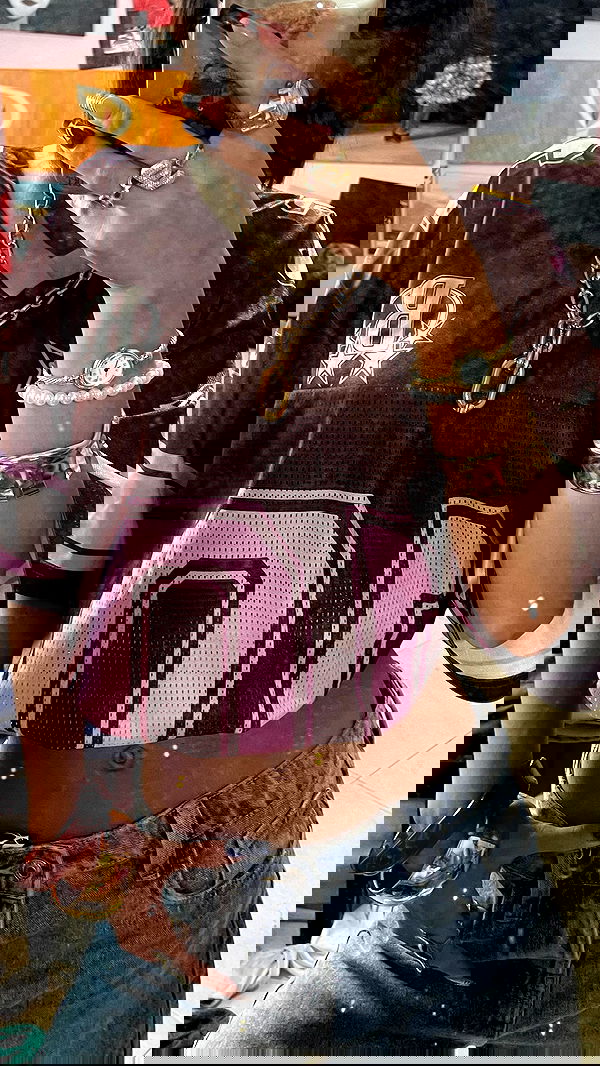 efrat_elmalich image ~ Altpins