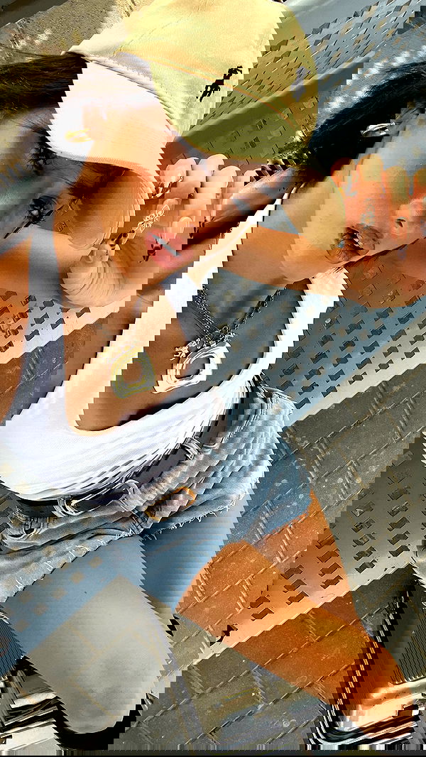 efrat_elmalich image ~ Altpins