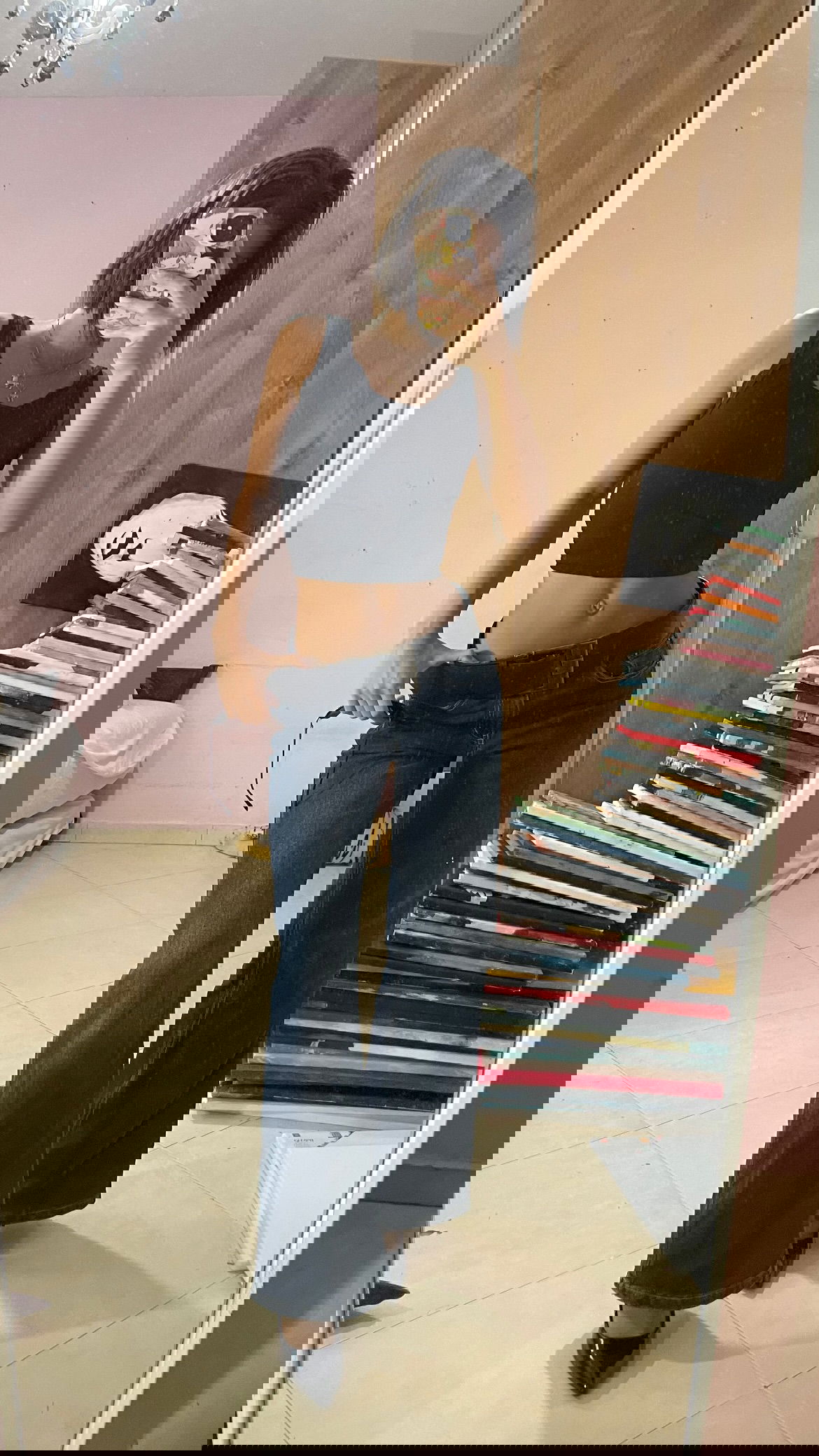 efrat_elmalich instagram image archive image