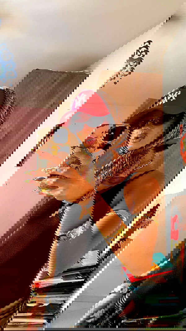 efrat_elmalich image ~ Altpins