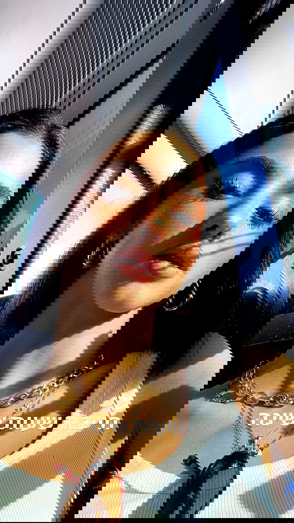 efrat_elmalich image ~ Altpins