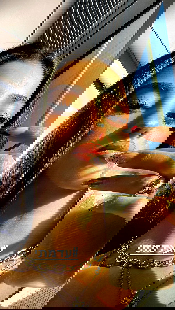 efrat_elmalich image ~ Altpins