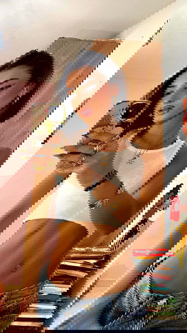 efrat_elmalich image ~ Altpins