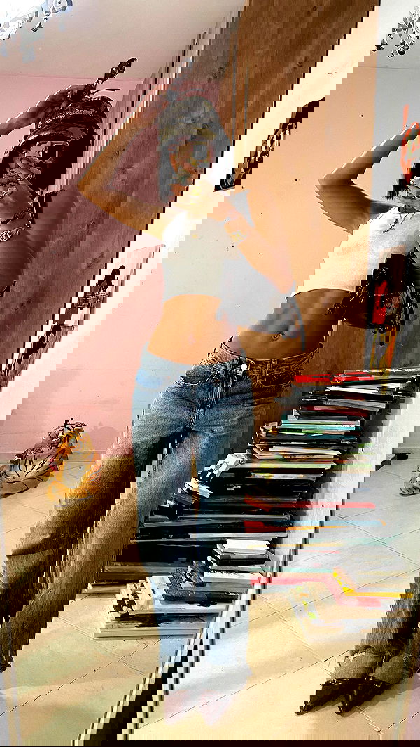 efrat_elmalich image ~ Altpins