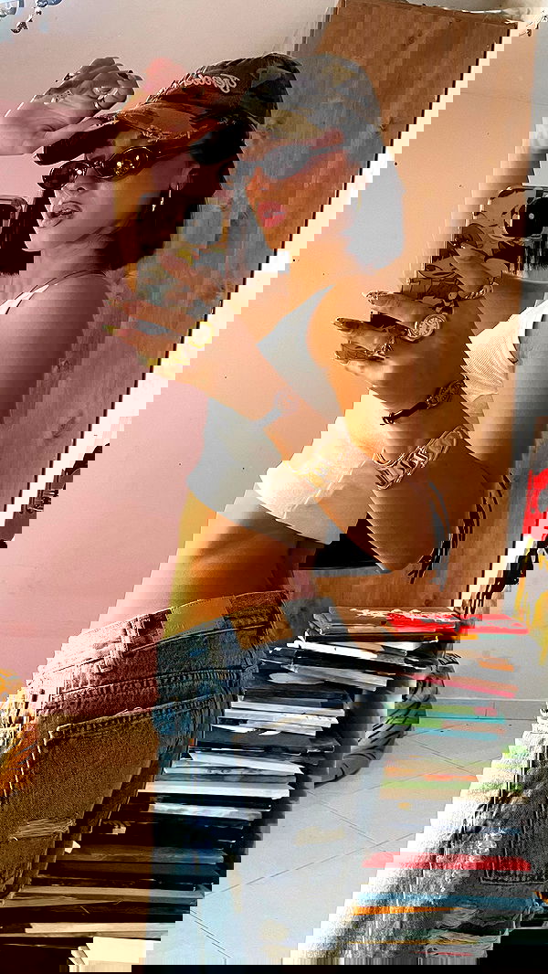 efrat_elmalich image ~ Altpins