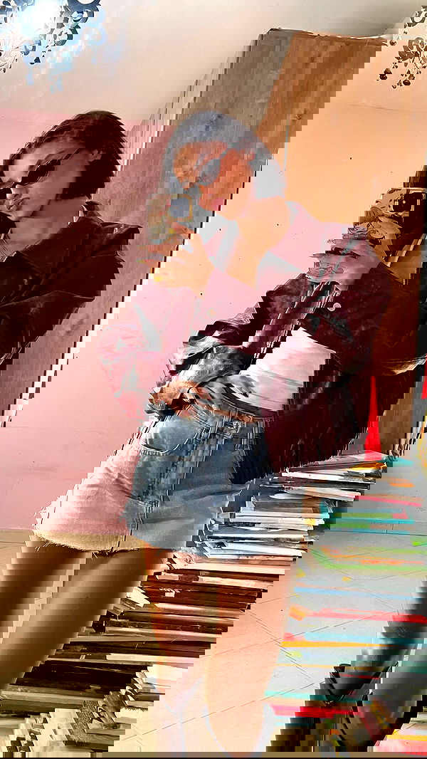 efrat_elmalich image ~ Altpins