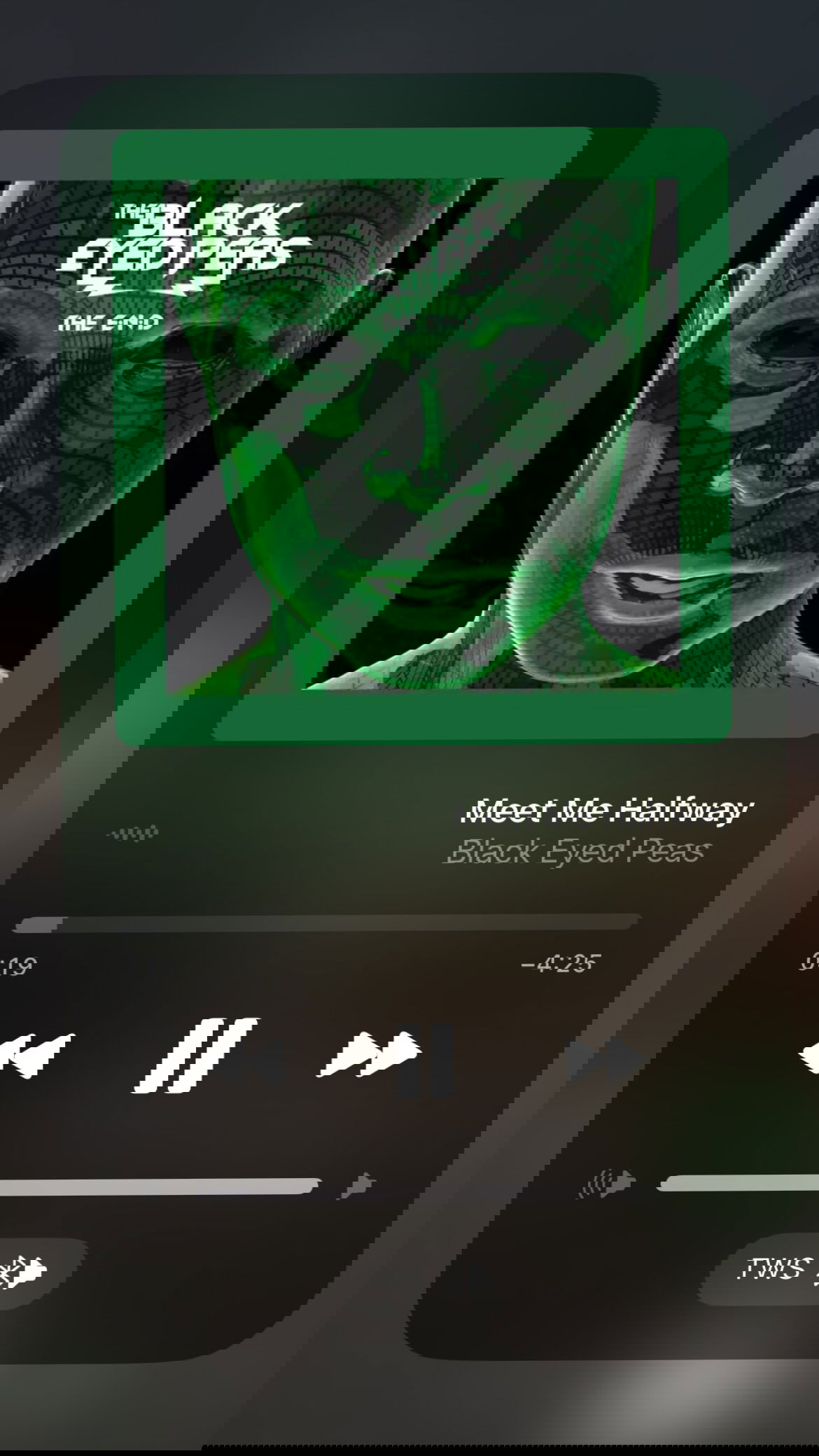 efrat_elmalich instagram image archive image