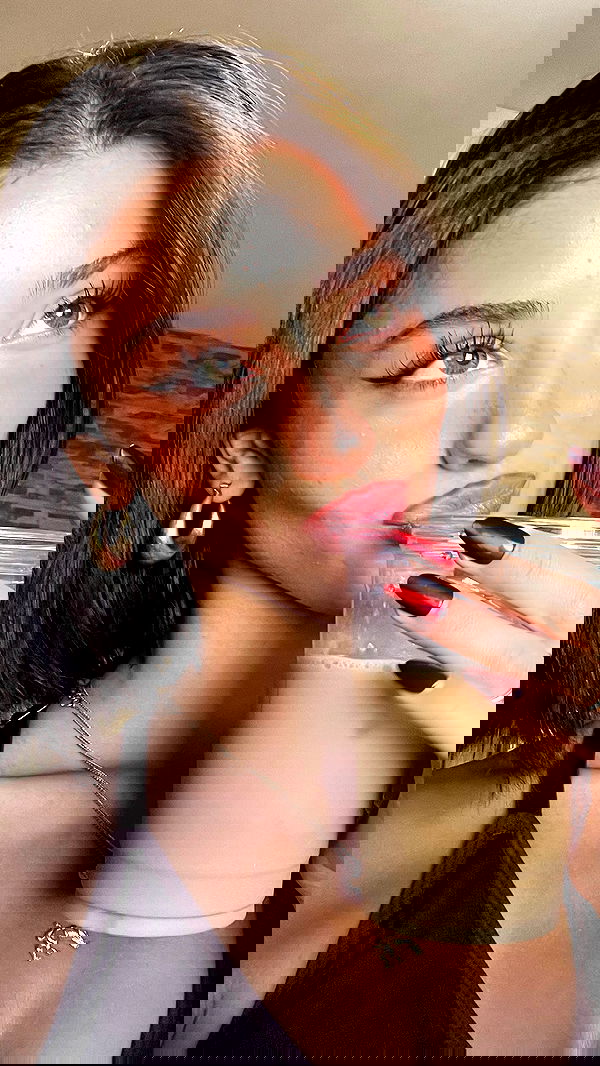 efrat_elmalich image ~ Altpins