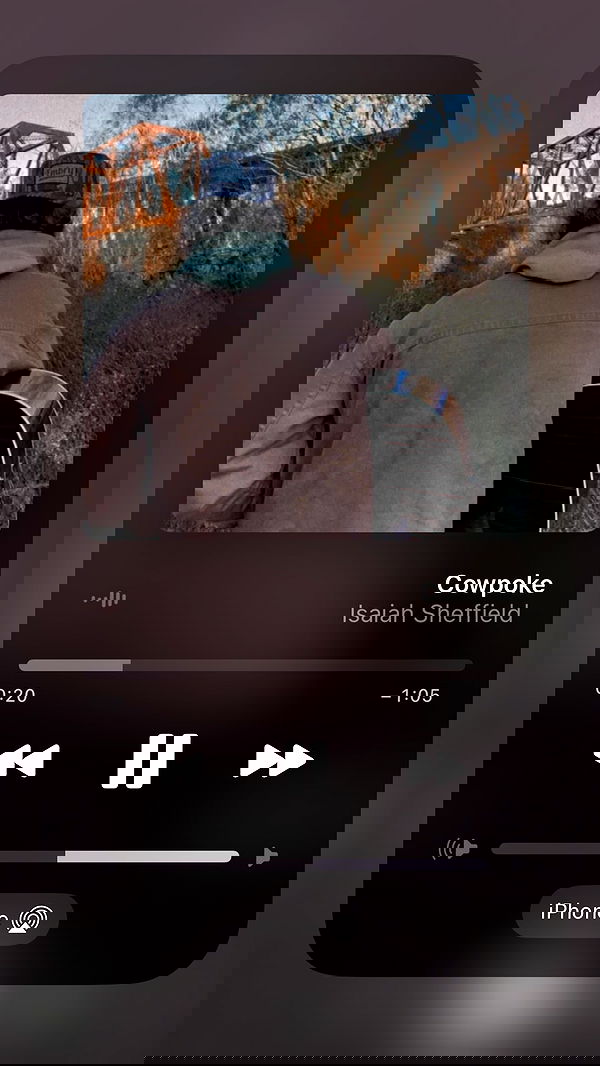 efrat_elmalich image ~ Altpins