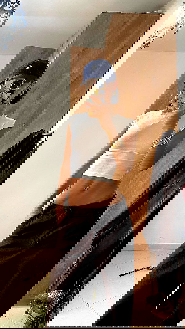 efrat_elmalich image ~ Altpins