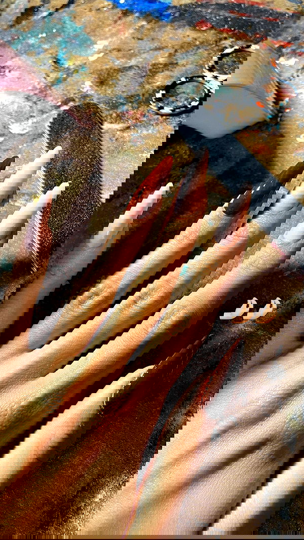 efrat_elmalich image ~ Altpins