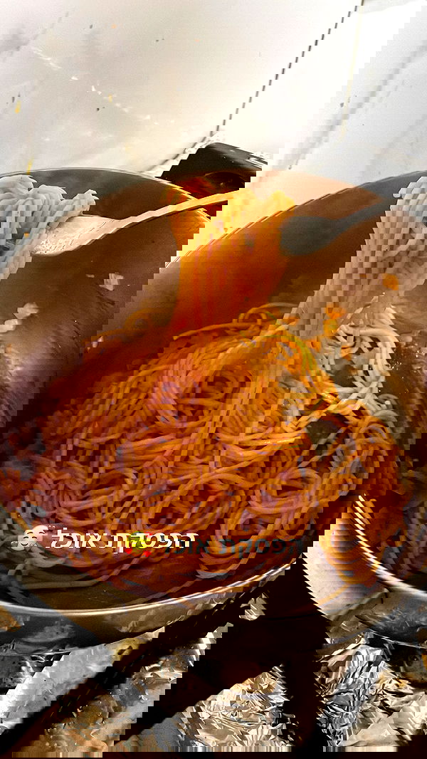 efrat_elmalich image ~ Altpins