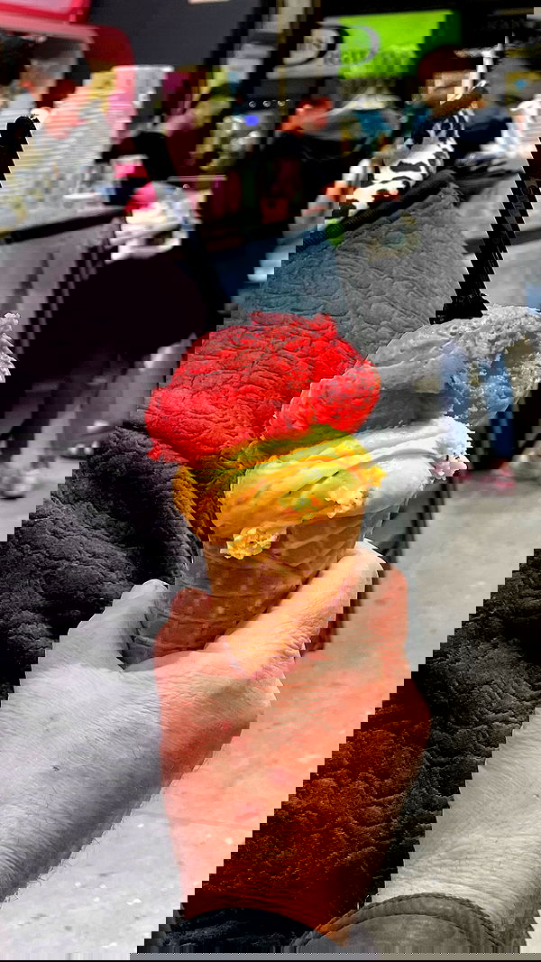 efrat_elmalich image ~ Altpins