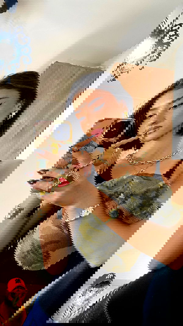 efrat_elmalich image ~ Altpins