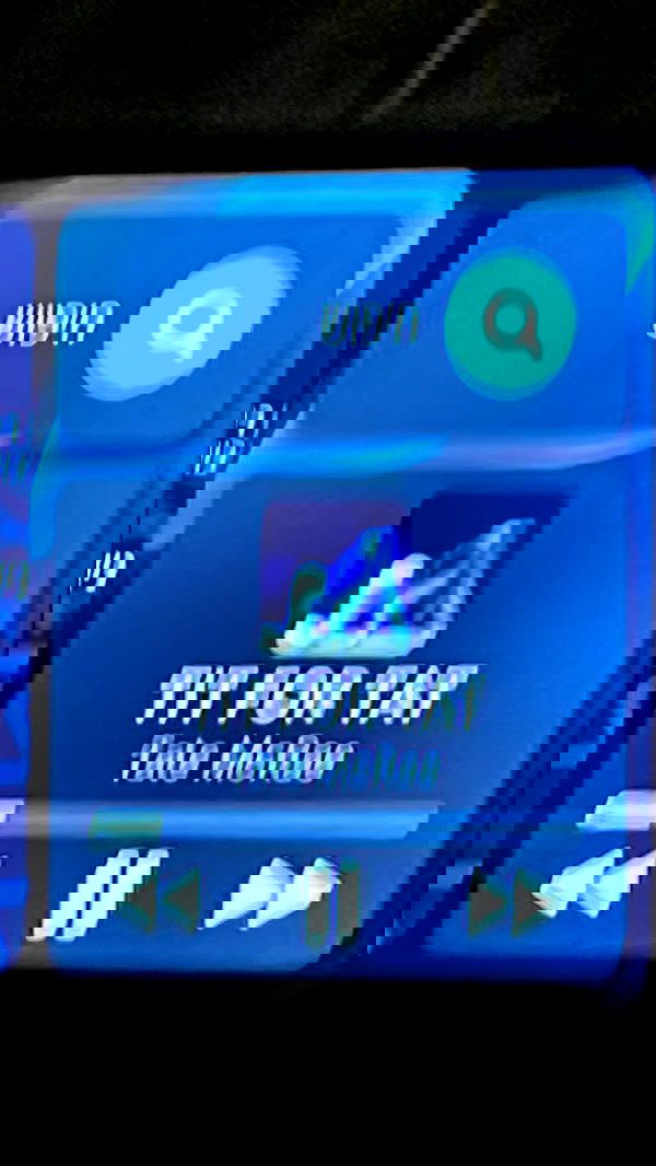 efrat_elmalich image ~ Altpins