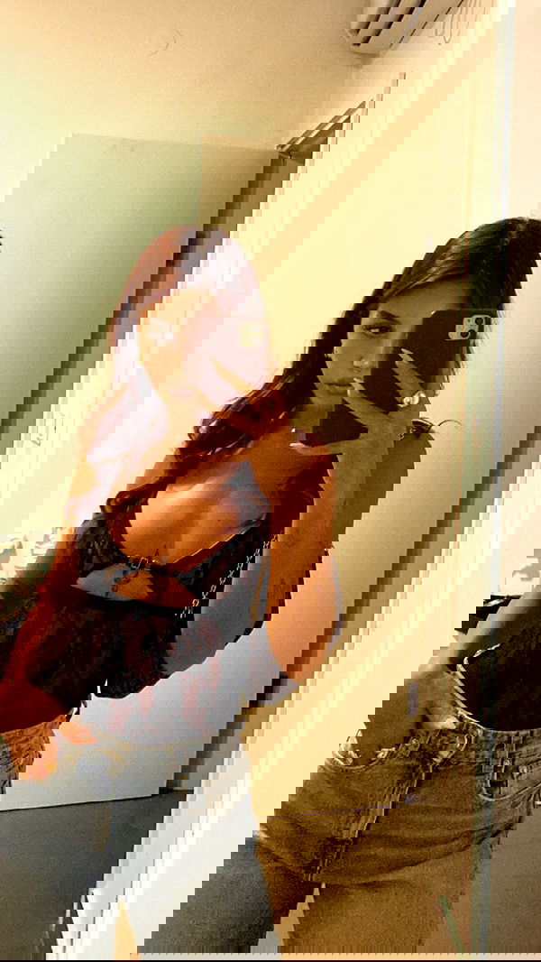 ela.quiceno ela.quiceno archive image