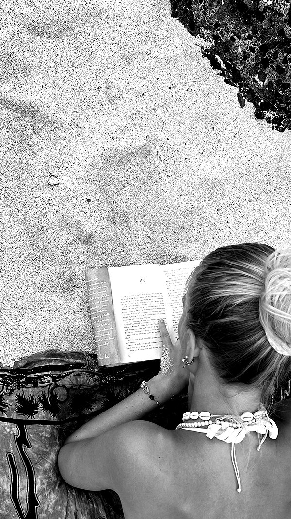 elena.zbt instagram image archive image
