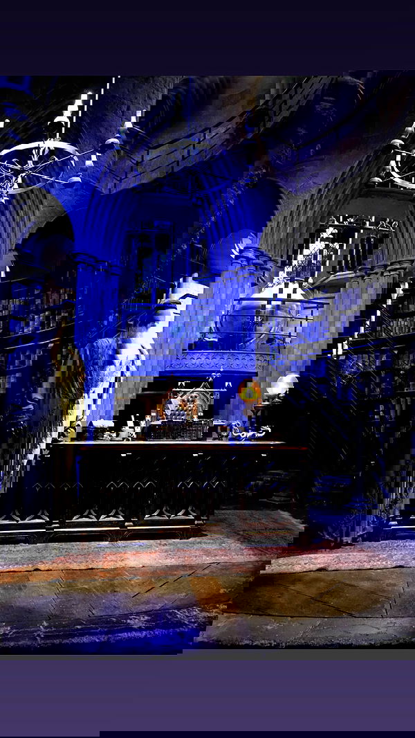 elianachetrit image ~ Altpins