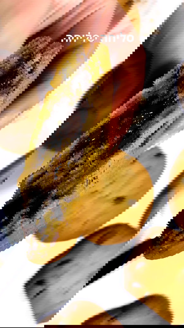 elianachetrit image ~ Altpins