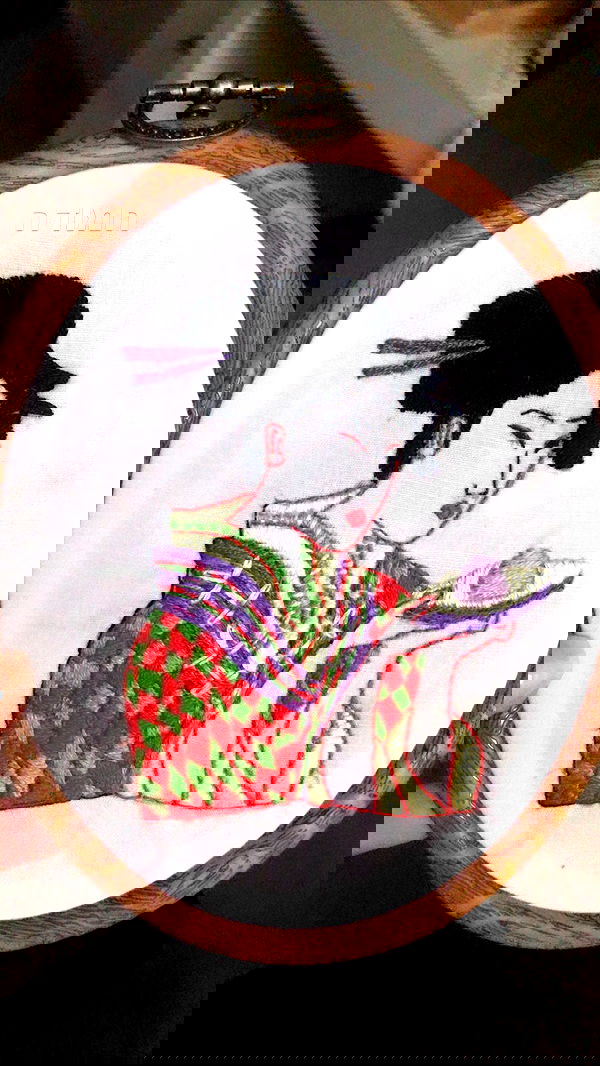 elianachetrit image ~ Altpins