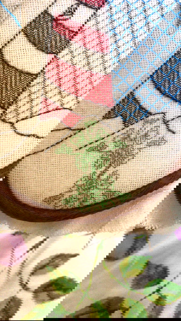 elianachetrit image ~ Altpins