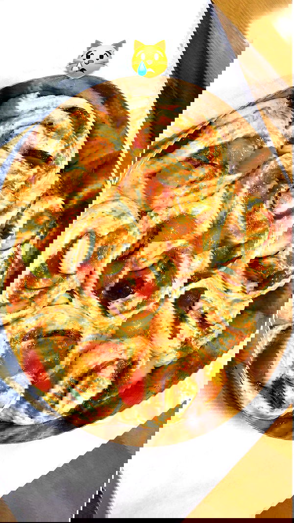 elianachetrit image ~ Altpins