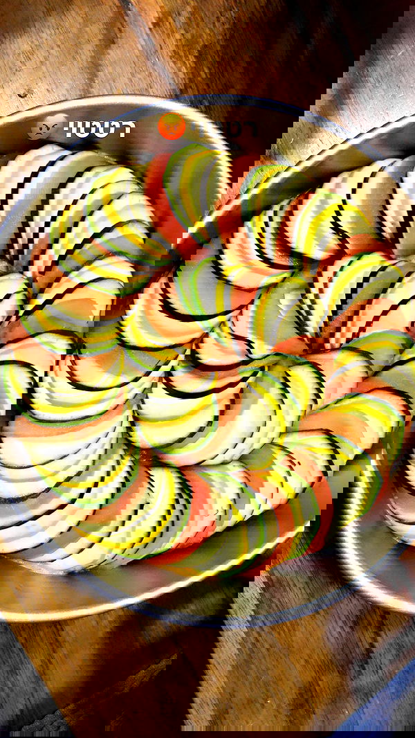 elianachetrit image ~ Altpins