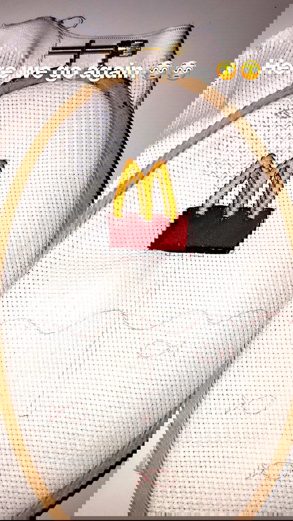 elianachetrit image ~ Altpins