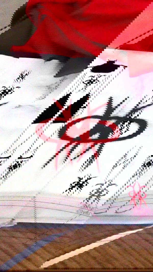 elianachetrit image ~ Altpins