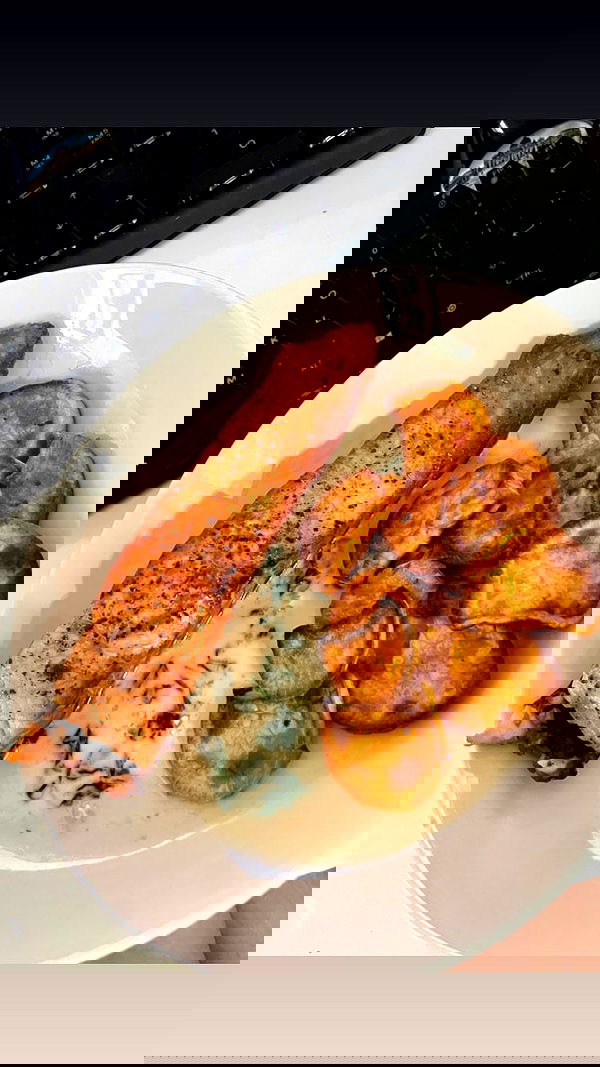 elianachetrit image ~ Altpins