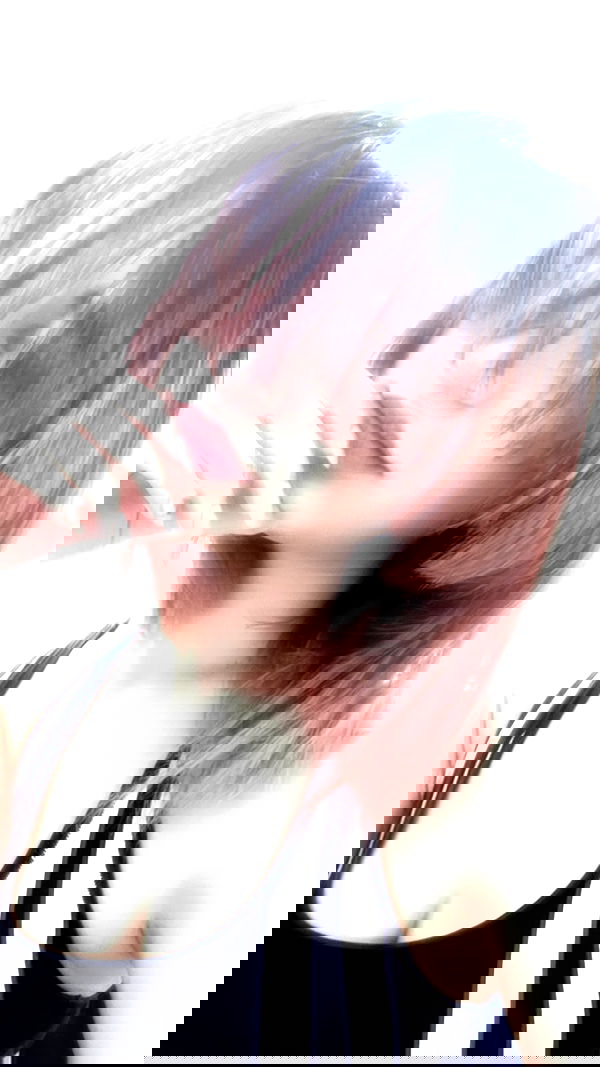 elianachetrit image ~ Altpins