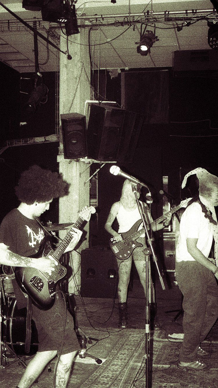 elianachetrit instagram image archive image