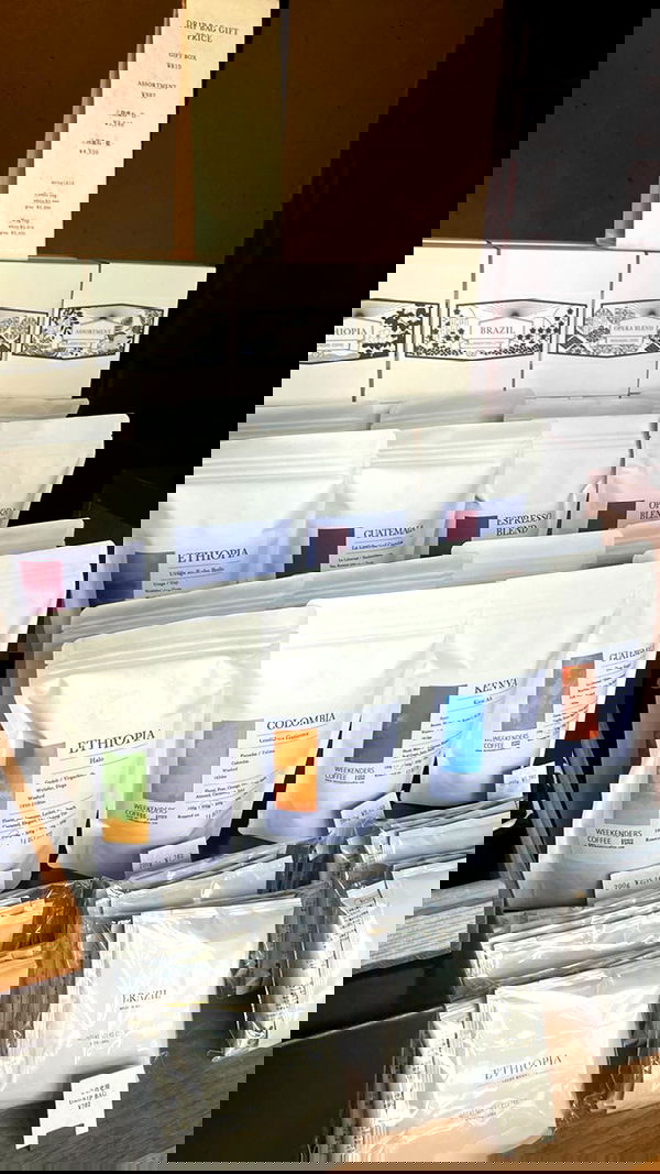 elianachetrit image ~ Altpins