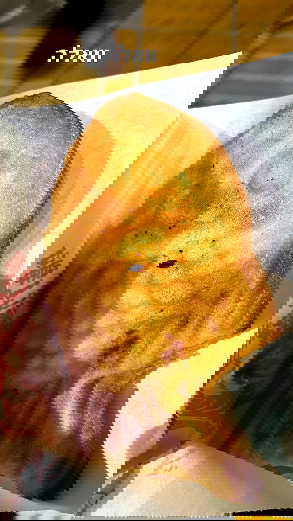 elianachetrit image ~ Altpins