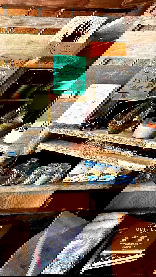 elianachetrit image ~ Altpins