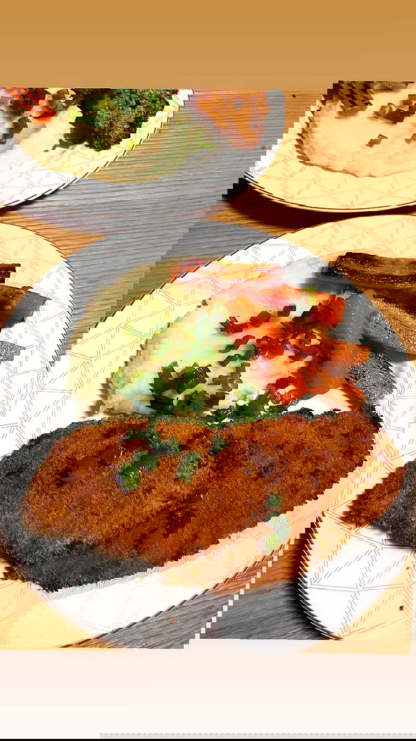 elianachetrit image ~ Altpins