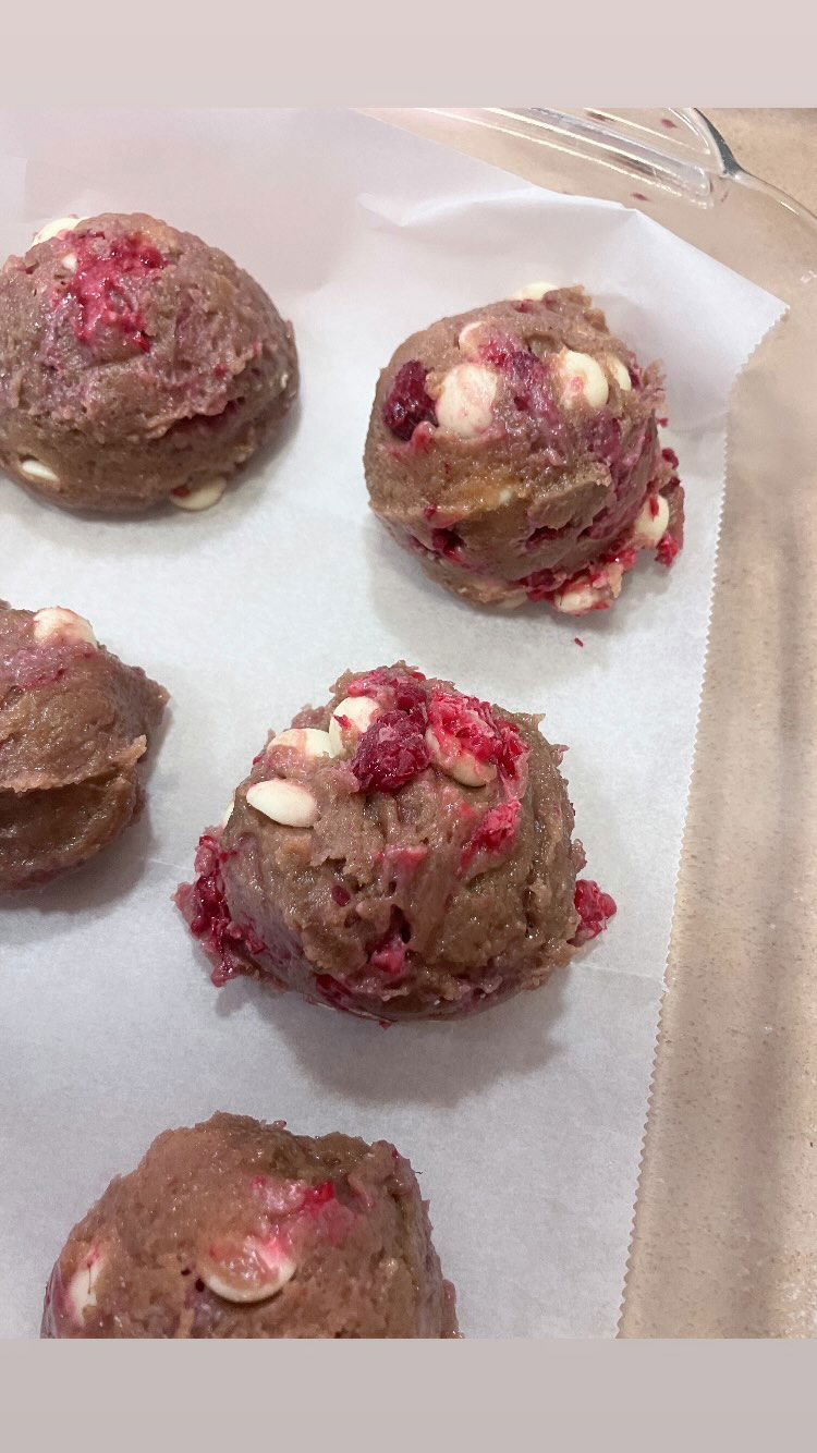 elianachetrit instagram image archive image