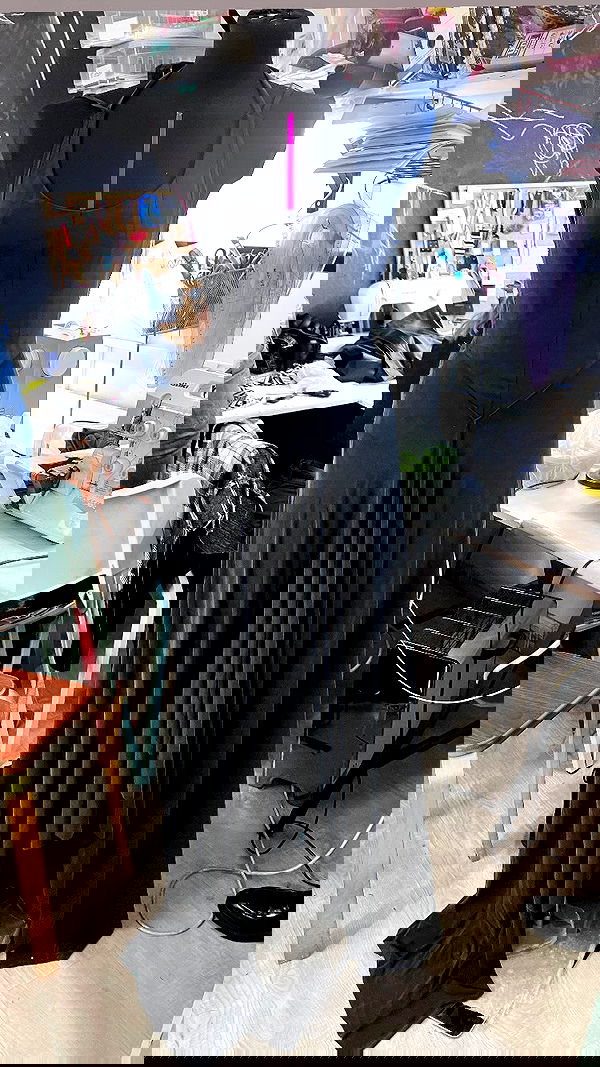 elianachetrit image ~ Altpins