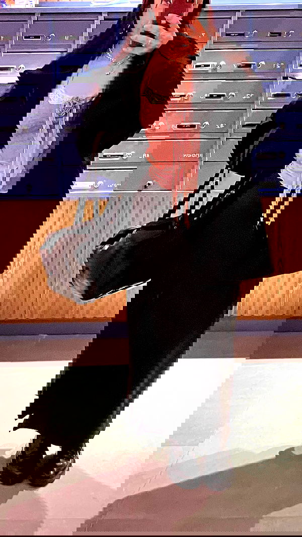 elianachetrit image ~ Altpins