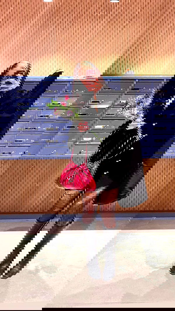 elianachetrit image ~ Altpins