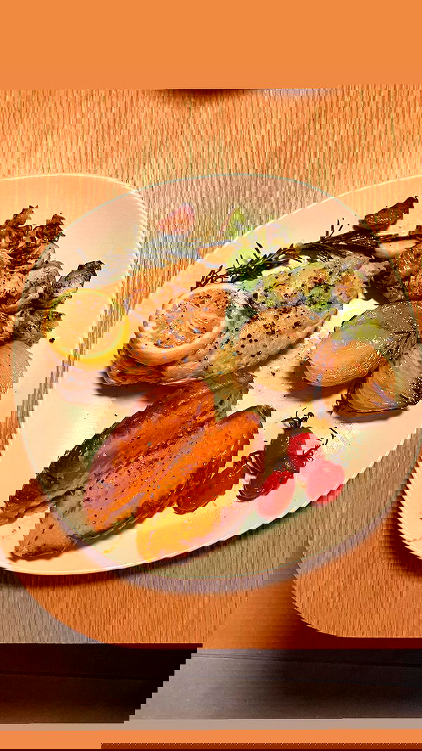 elianachetrit image ~ Altpins