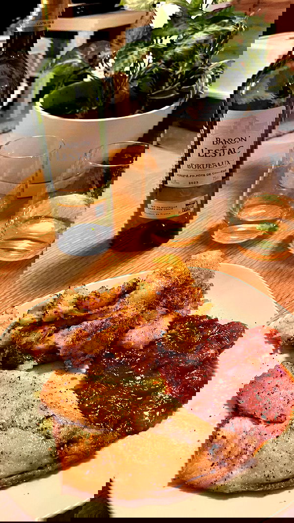 elianachetrit image ~ Altpins