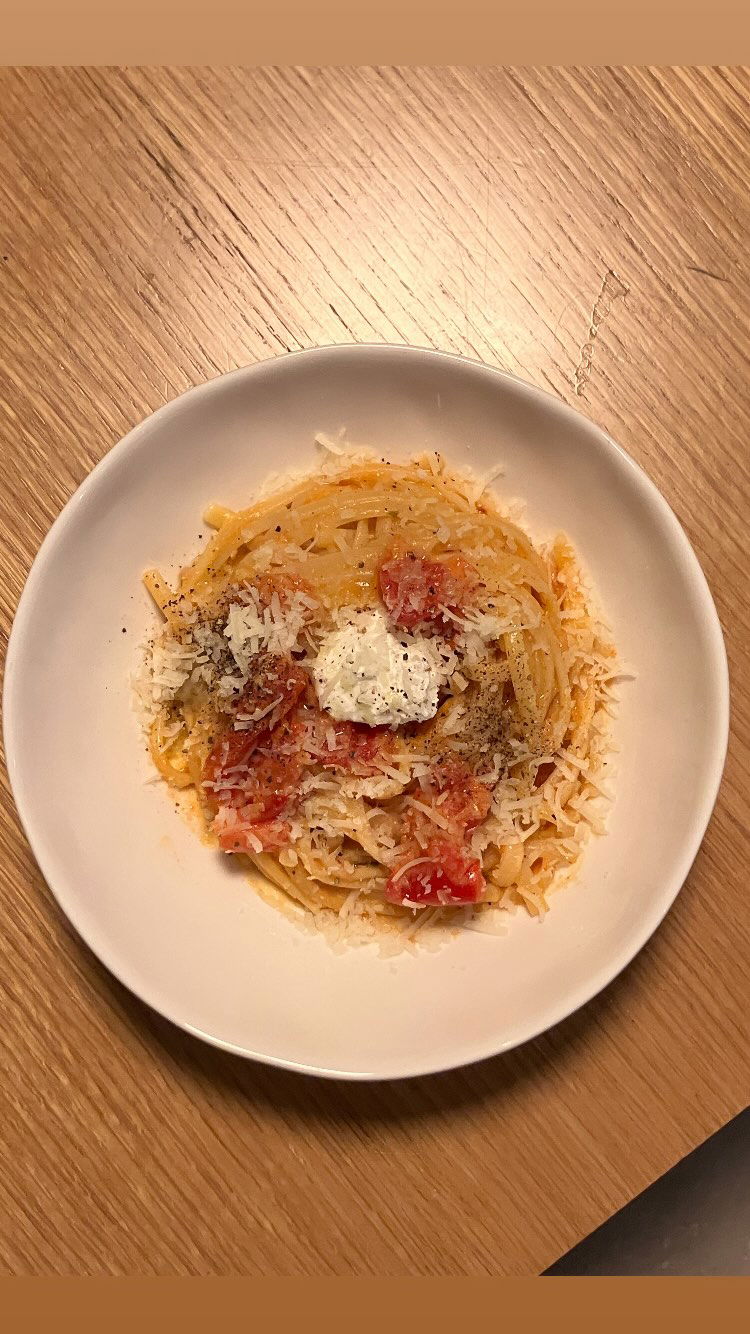 elianachetrit instagram image archive image